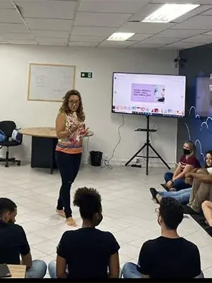 foto ilustrativa meditação corporativa