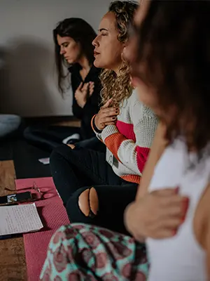 foto ilustrativa meditação yin para mulheres
